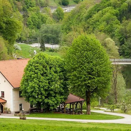 Tourist Farm Zelinc * Церкно