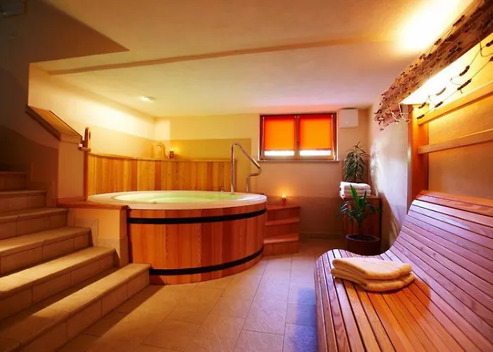 مزرعة للإقامة Tourist Farm Zelinc سيركنو