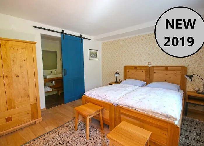 Tourist Farm Zelinc مزرعة للإقامة *